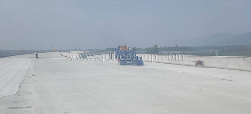 高速公路清理現(xiàn)場(chǎng)