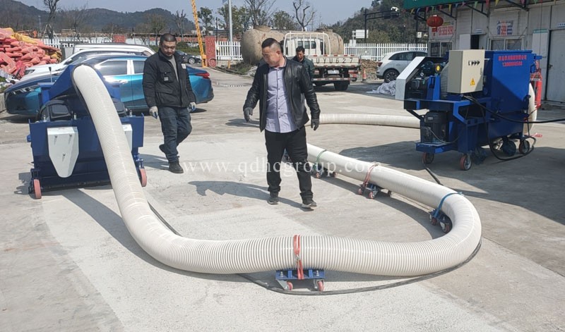 移動拋丸機施工現(xiàn)場 移動拋丸機施工現(xiàn)場